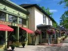 The historic downtown of Niagara-on-the-Lake, a charming Wine Country community 90 minutes southwest of Toronto by car. 